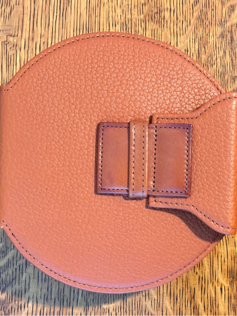 Vintage Dooney & Bourke Cognac Round Pebbled Leather CD Case - Picture 3 of 6